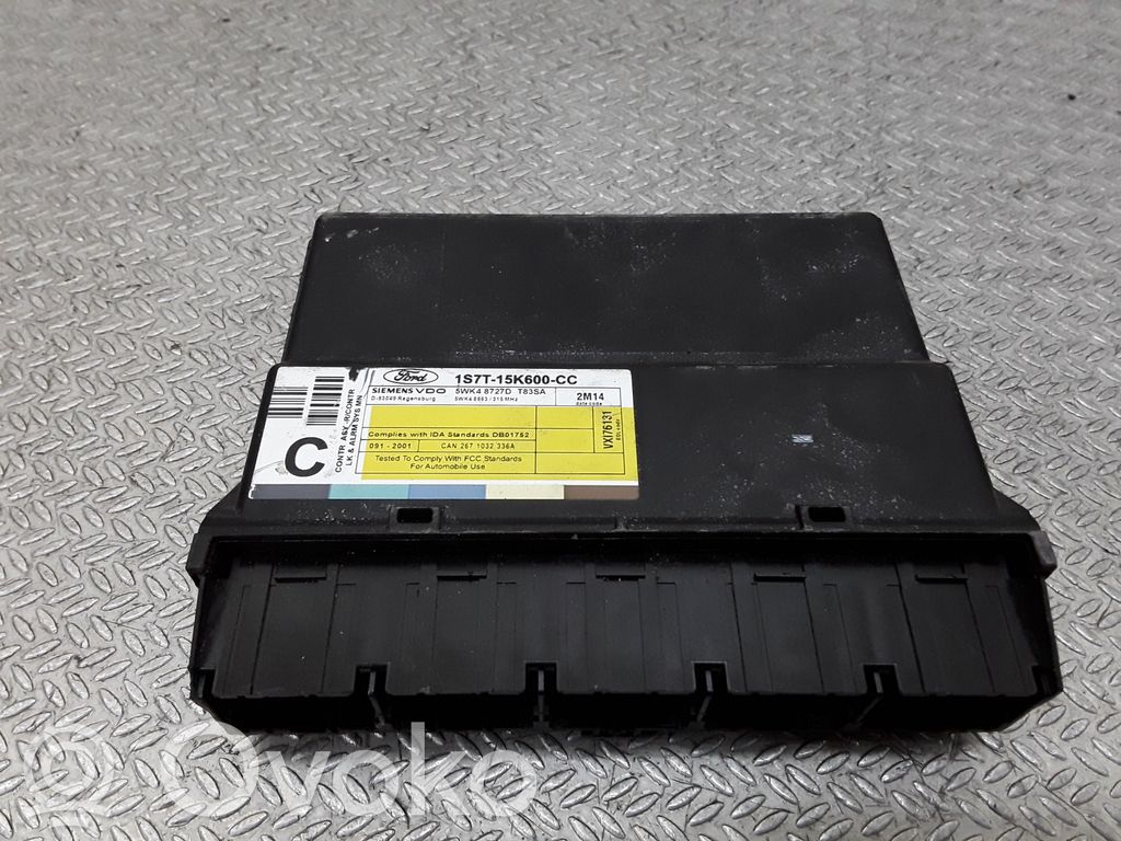 Ford Focus Unidad de control/módulo del bloqueo de puertas 
