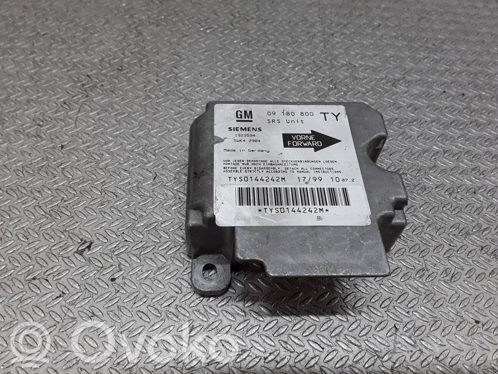 Opel Vectra B Airbag control unit/module 