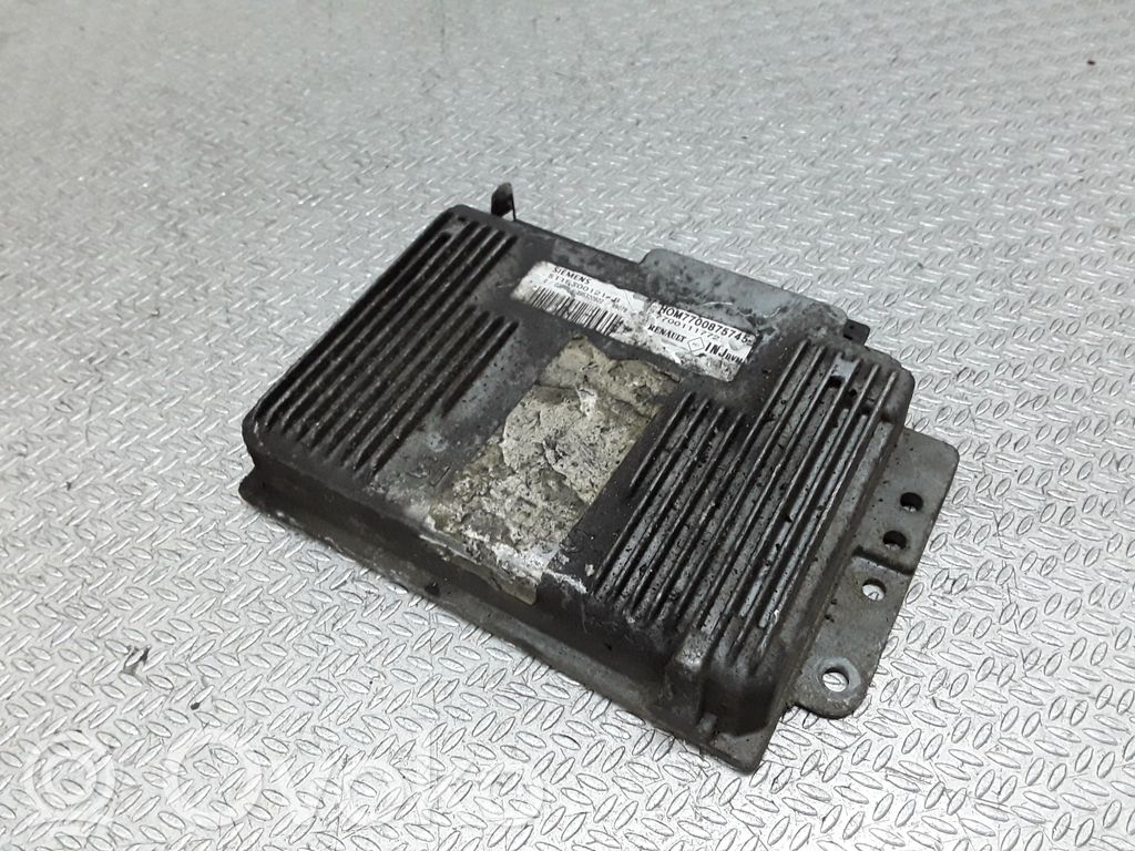 Renault Megane I Engine control unit/module 