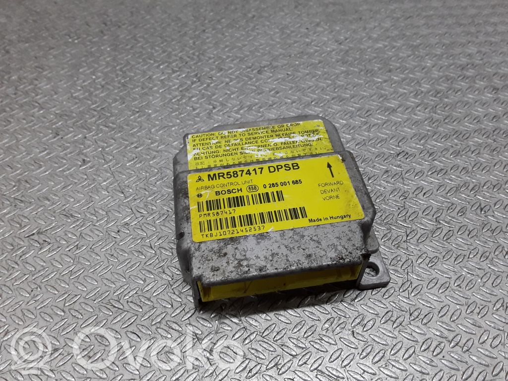 Airbag control unit/module   MR587417,0285001685