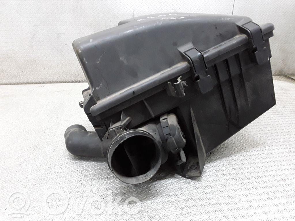 Volvo S80 Air filter box 