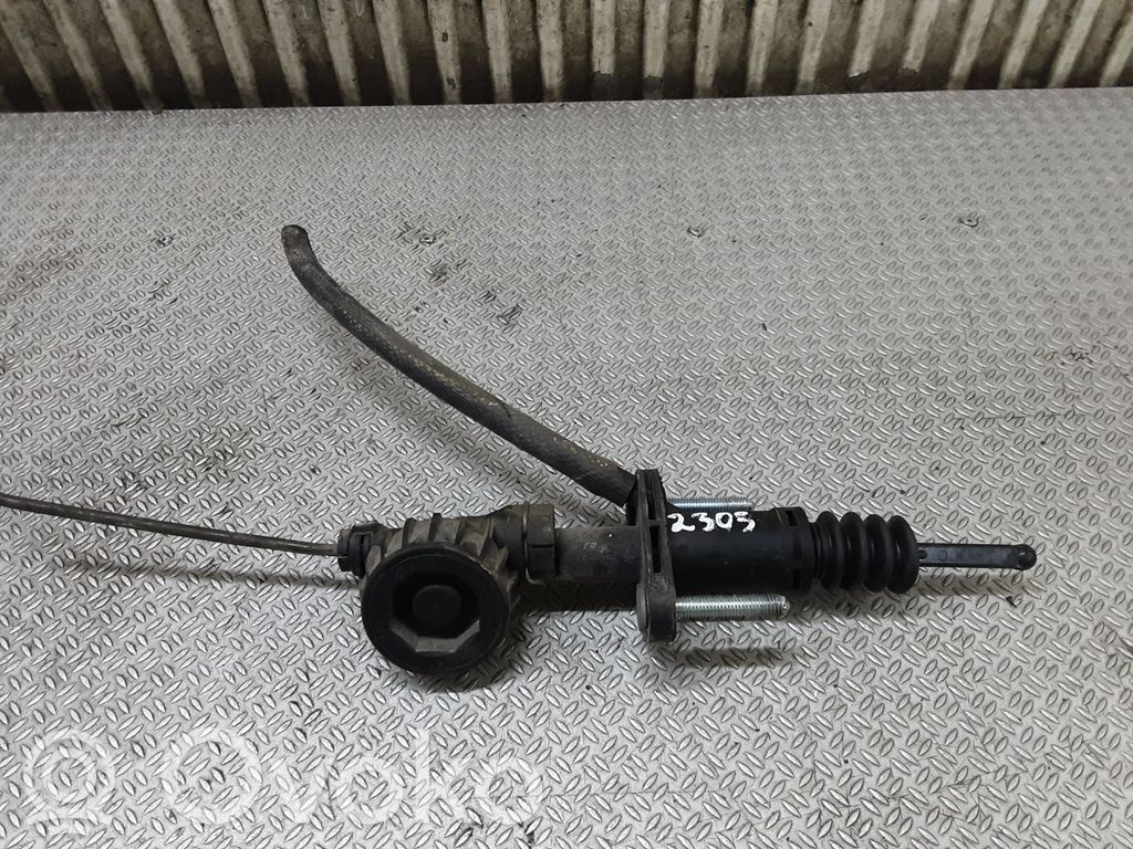 Główny cylinder sprzęgła   24412670