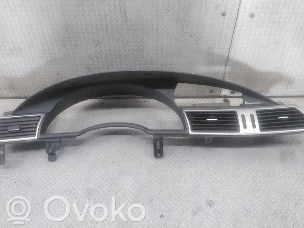 Chrysler Pacifica Moldura del panel 