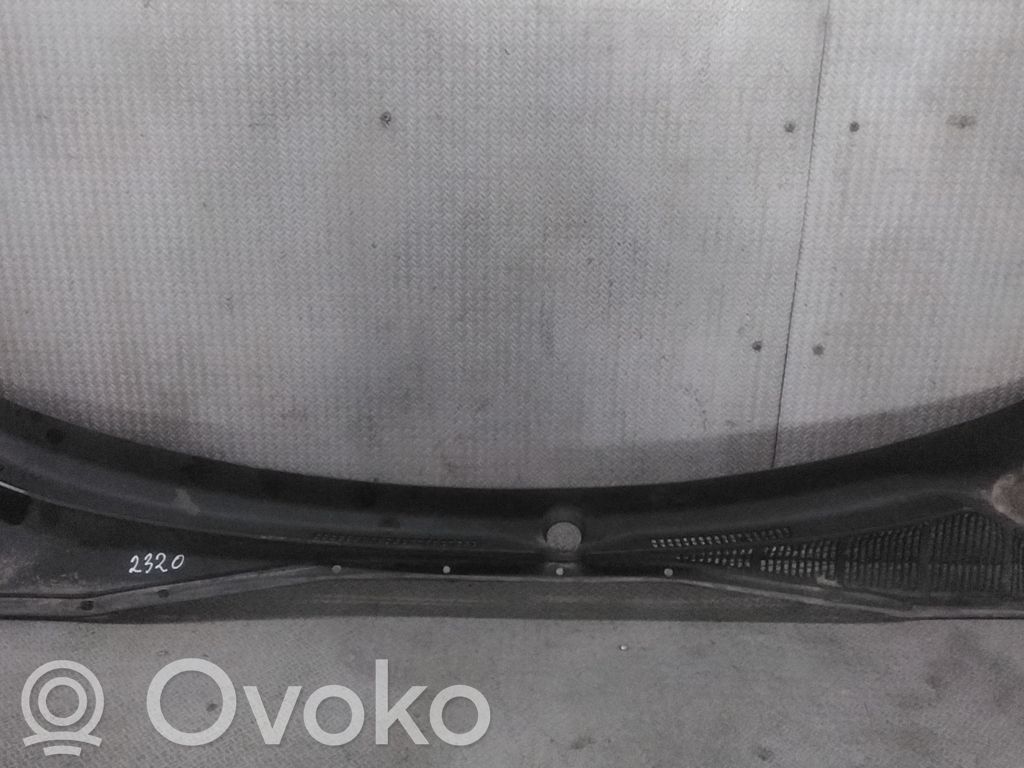 Subaru Outback Podszybie przednie