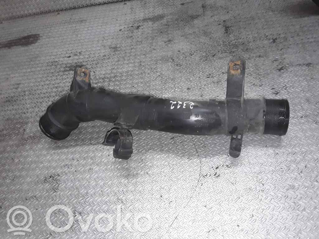 Intercooler hose/pipe