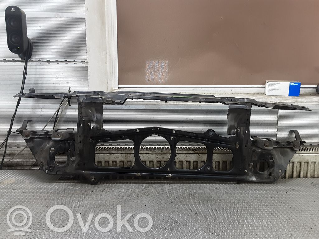 BMW 5 E39 Schlossträger frontträger frontmaske 