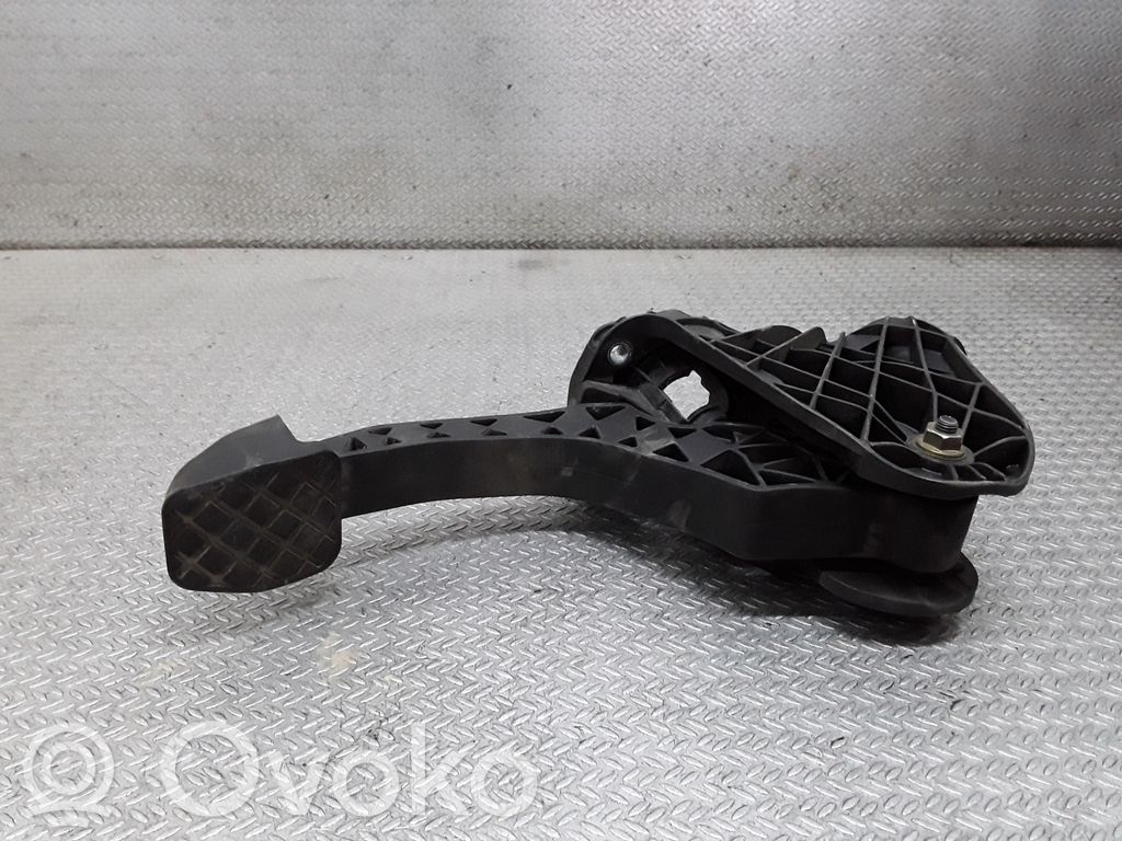 Skoda Octavia Mk2 (1Z) Pedal de embrague 