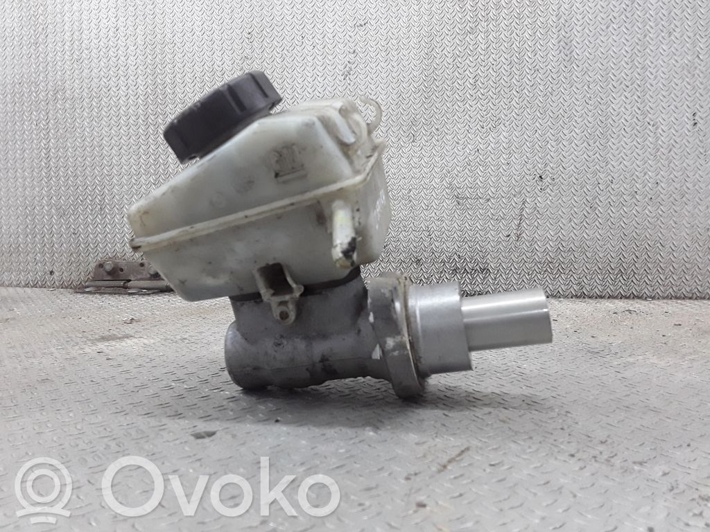 Opel Zafira B Cilindro del sistema frenante 