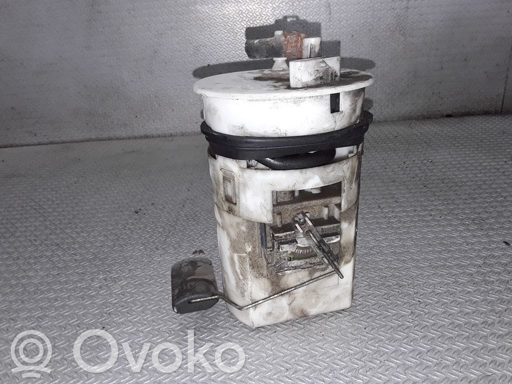 Hyundai Elantra Bomba interna de combustible 