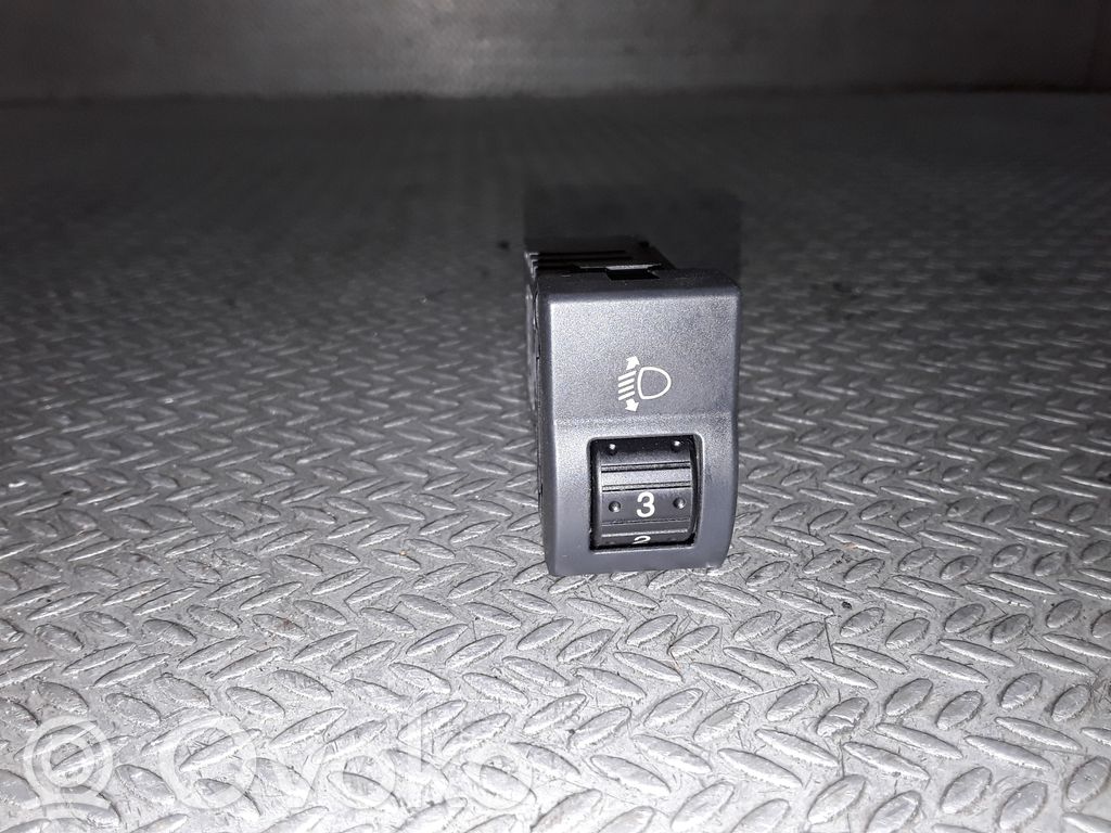 Mazda 3 I Headlight level height control switch 