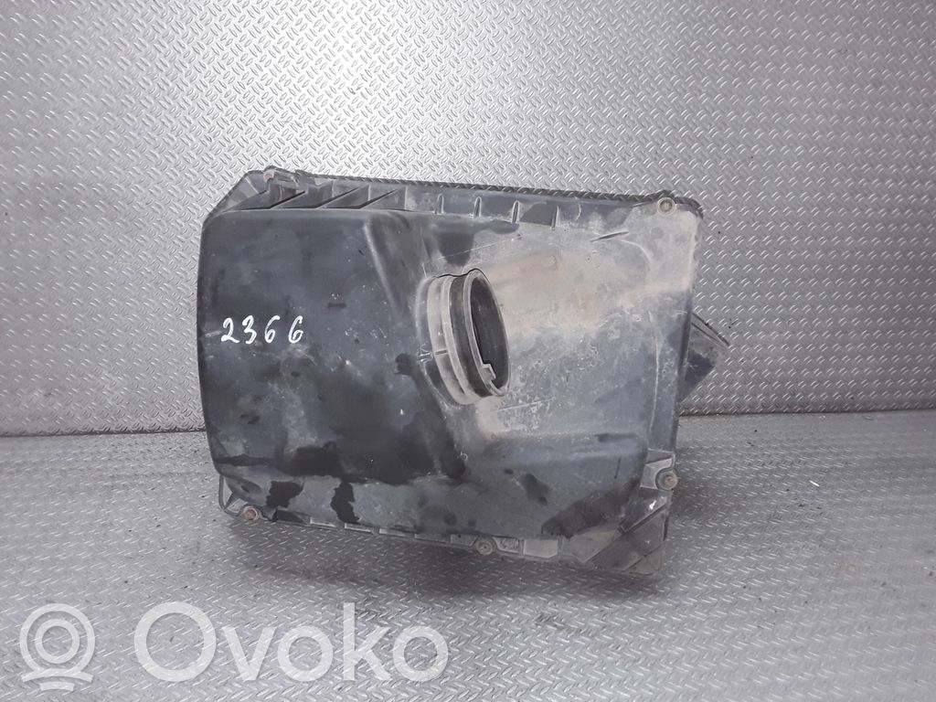 Air filter box
