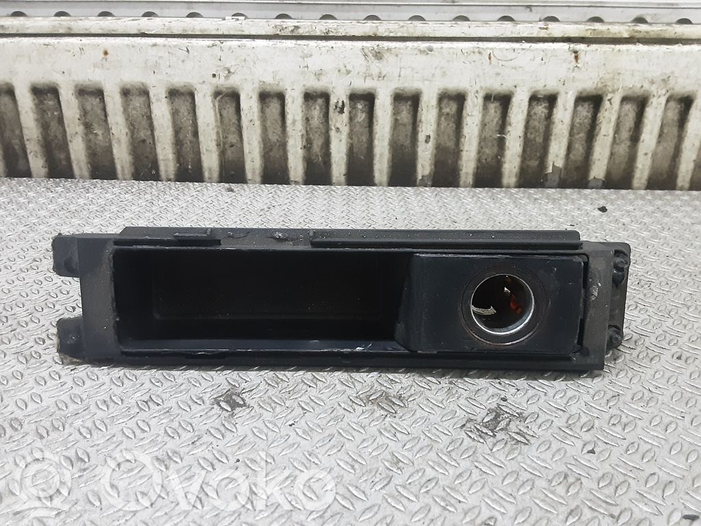 Audi A4 S4 B7 8E 8H Consola central de la guantera 