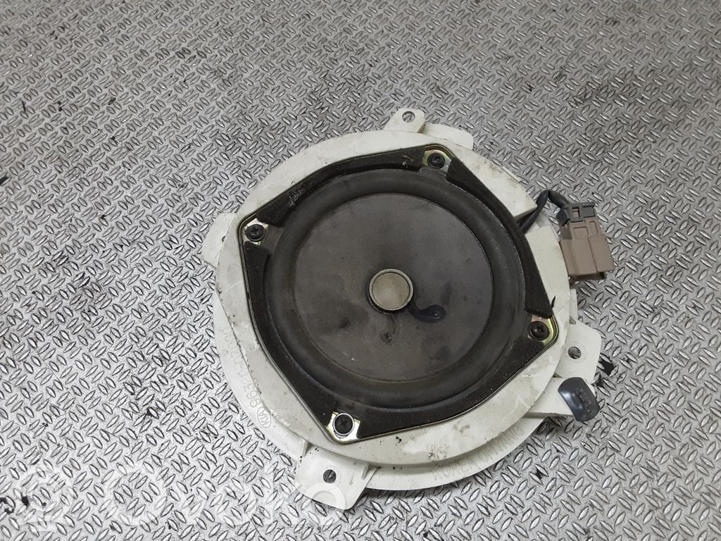 KIA Picanto Front door speaker 