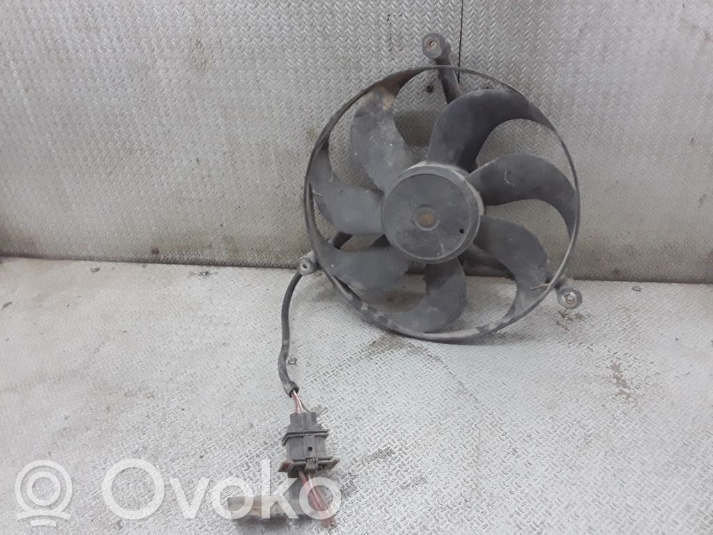 Volkswagen Polo III 6N 6N2 6NF Ventilator electric răcire radiator