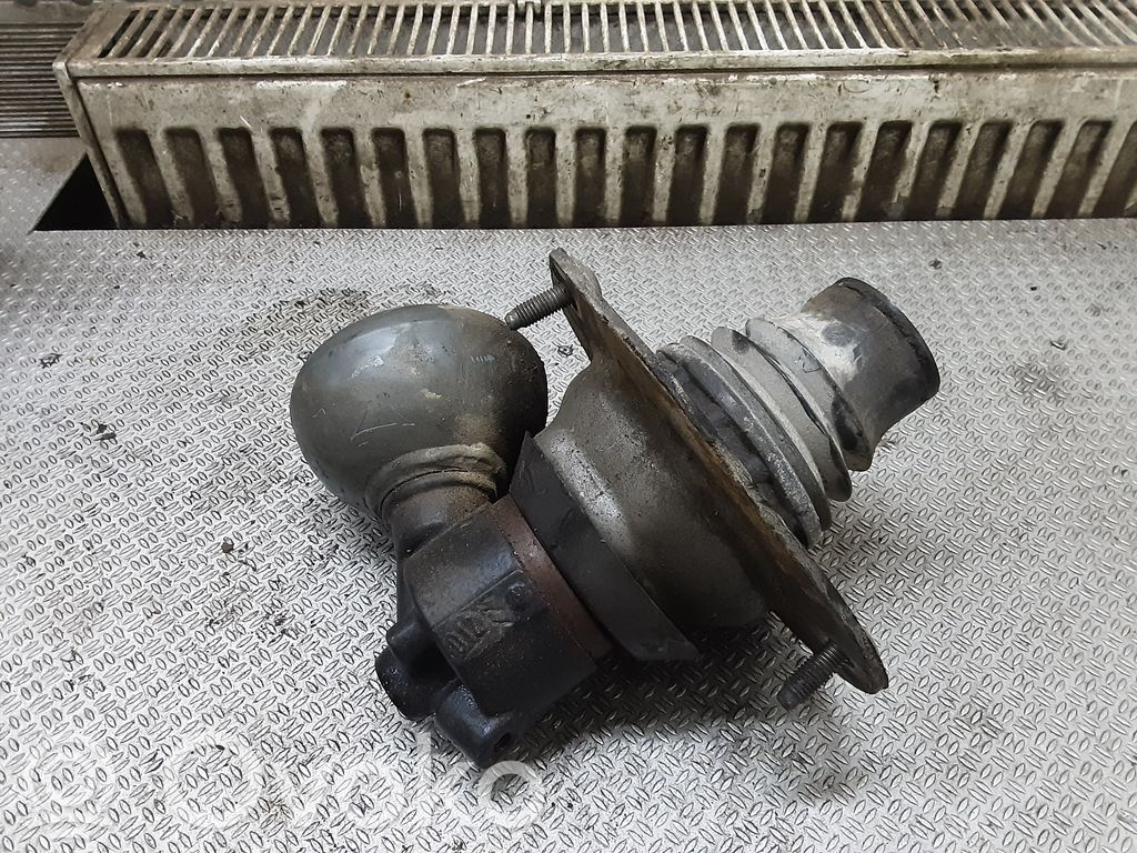 Other front suspension part