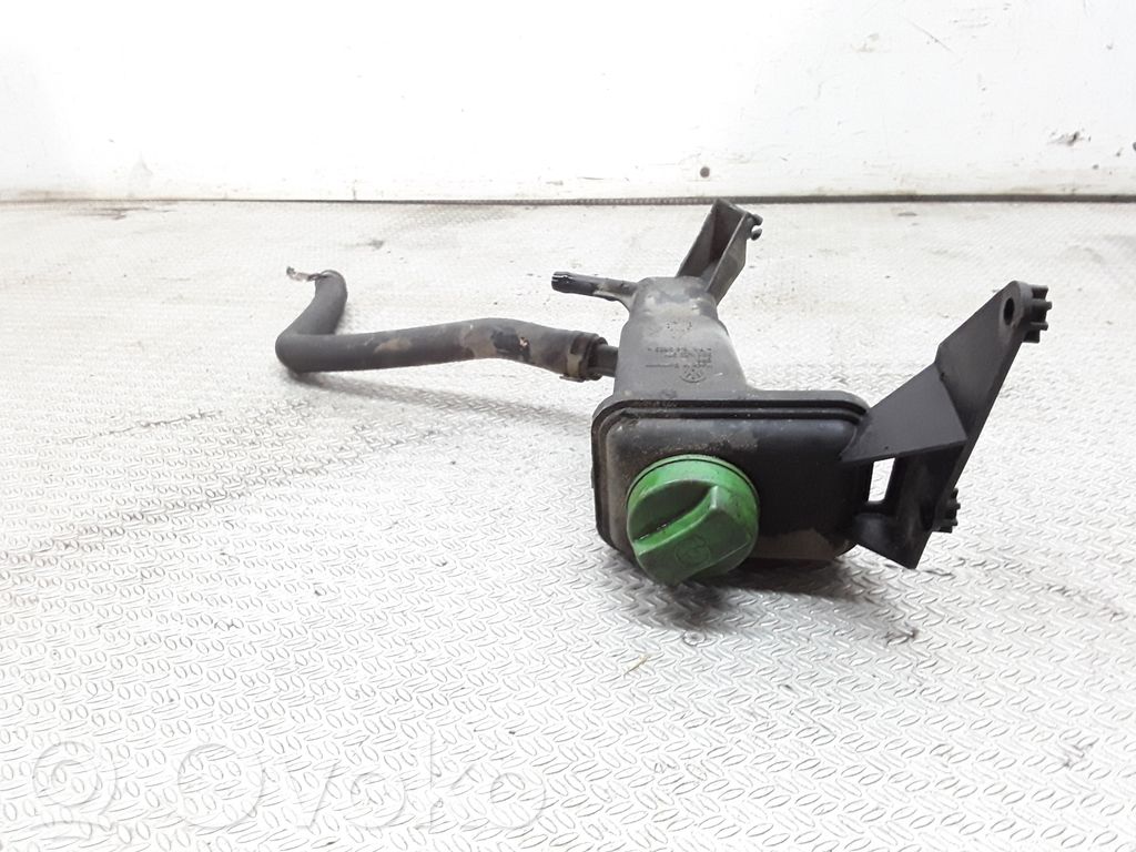 Volkswagen PASSAT B5.5 Serbatoio/vaschetta del liquido del servosterzo