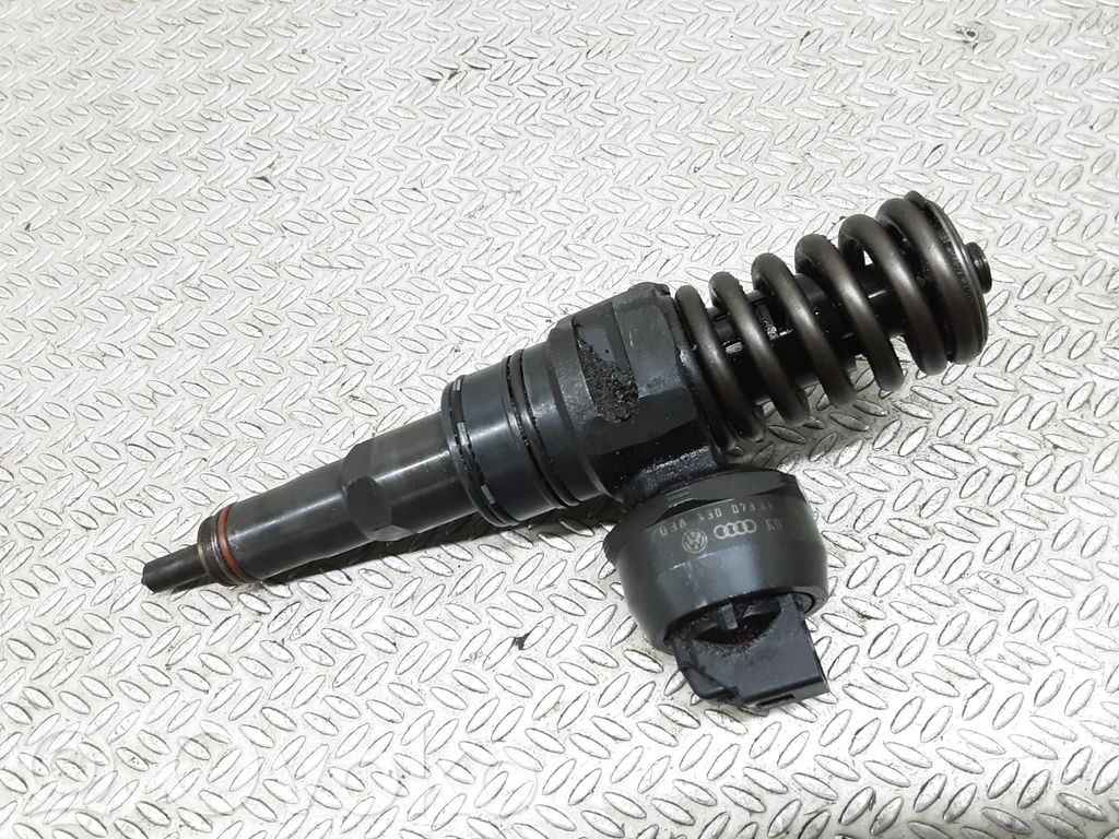 Volkswagen Sharan Injector combustibil 