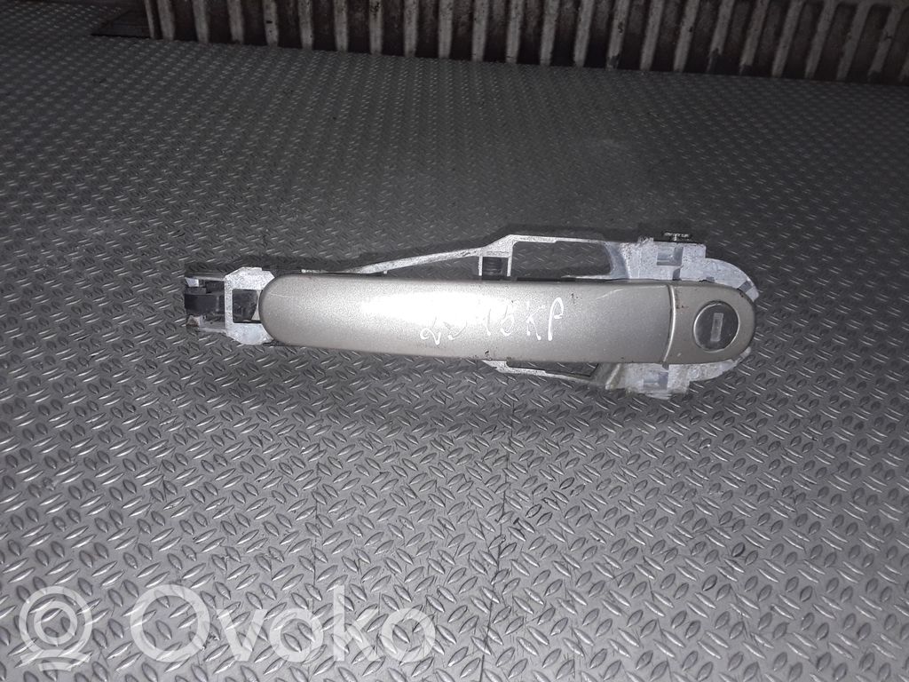 Etuoven ulkokahva