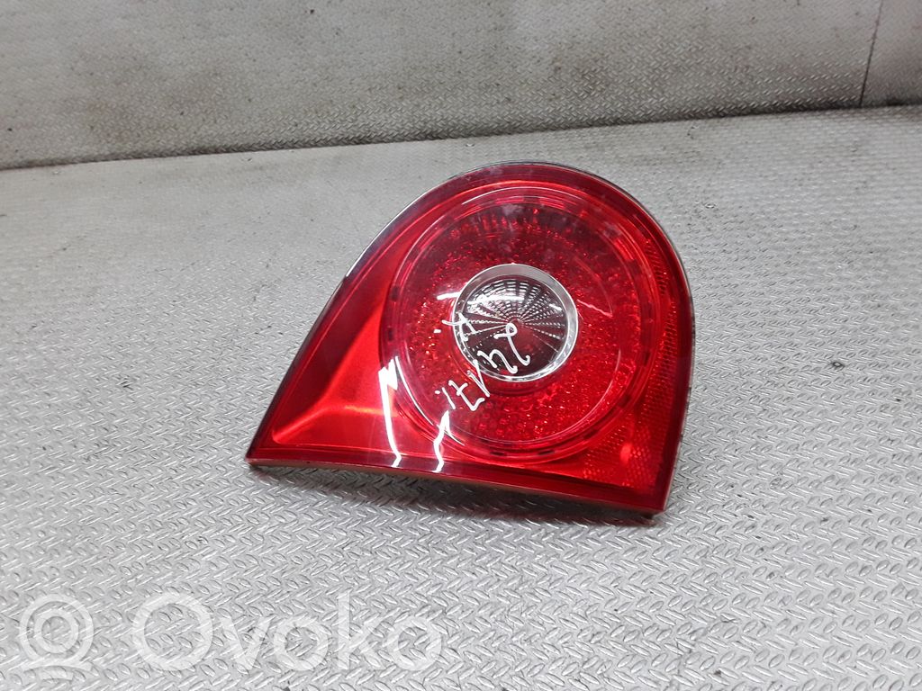 Volkswagen Golf V Takaluukun takavalot