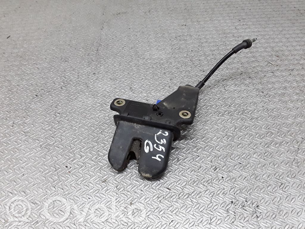 Audi A4 S4 B6 8E 8H Zamek klapy tylnej / bagażnika 