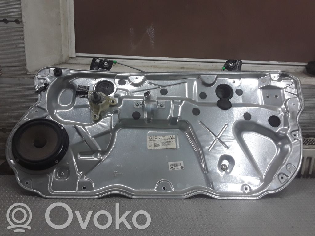 Manualny podnośnik szyby drzwi przednich   W06Q0035411A