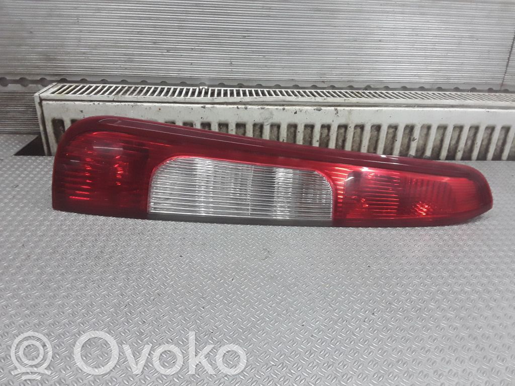 Rear/tail lights