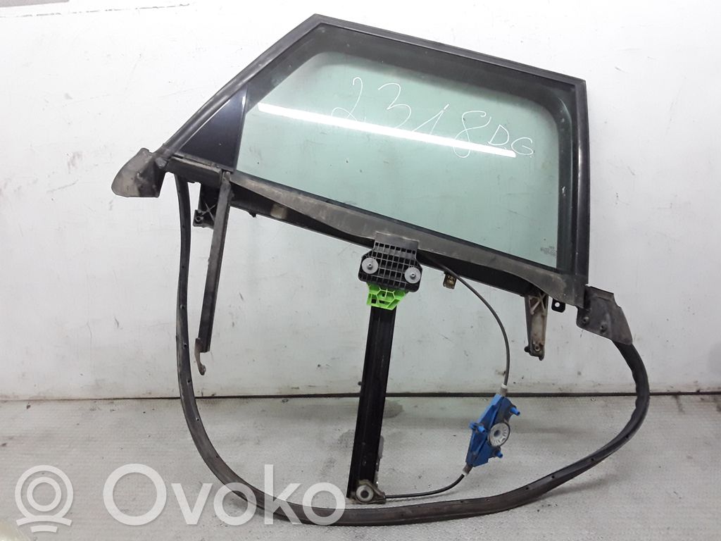 Mecanismo para subir la puerta trasera sin motor   8E0839462A