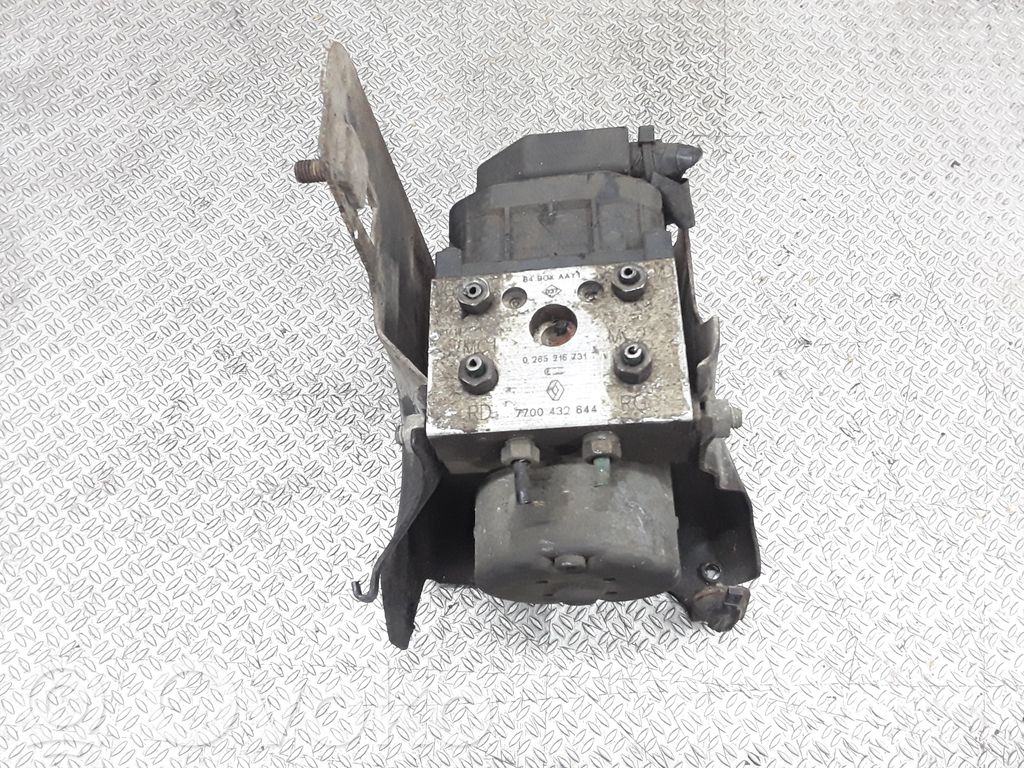 Renault Megane I ABS Pump 