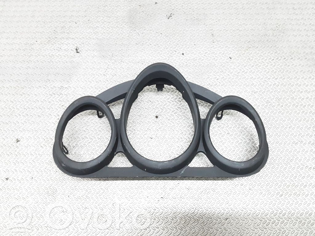 Dashboard trim   MN108455