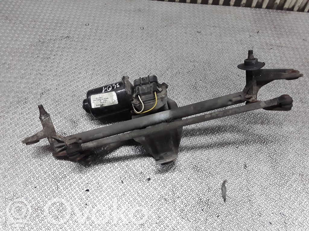 Motor și paralelogram ștergător parbriz   09225616
