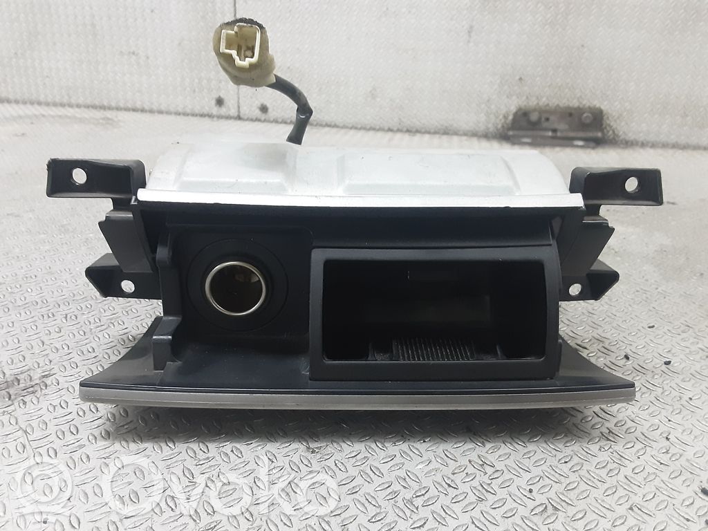 Suzuki Liana Scrumieră față 