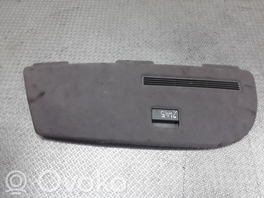 Audi A3 S3 8L Poszycia / Boczki bagażnika 