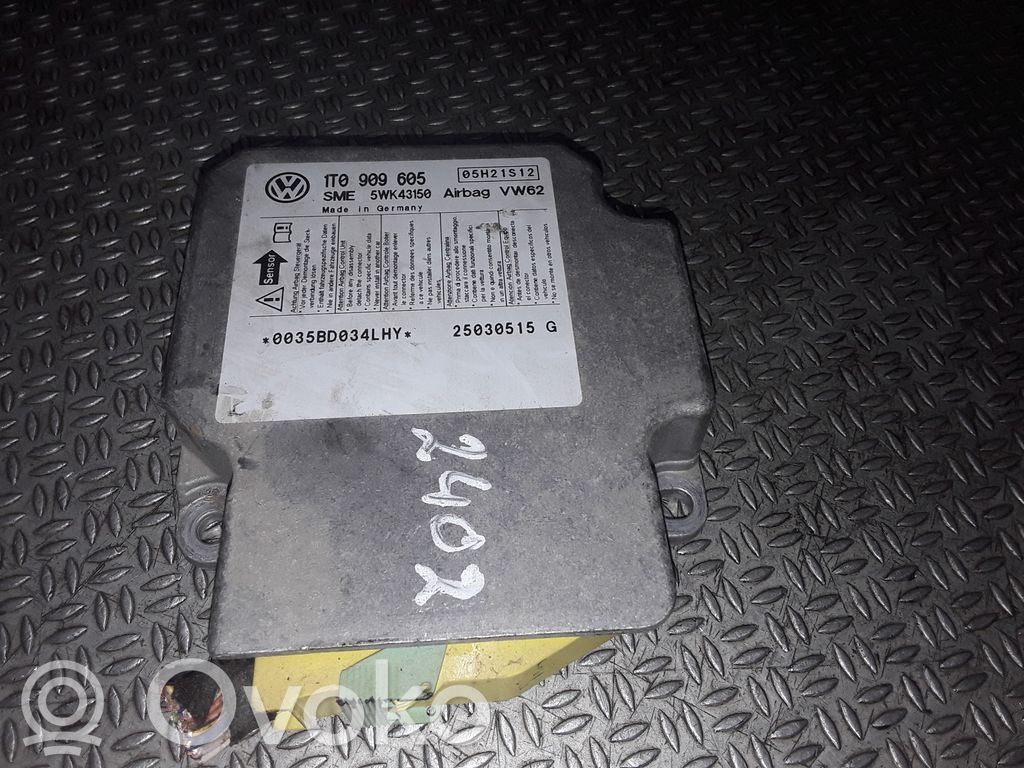 Unitate/modul de comandă airbaguri   1T0909605