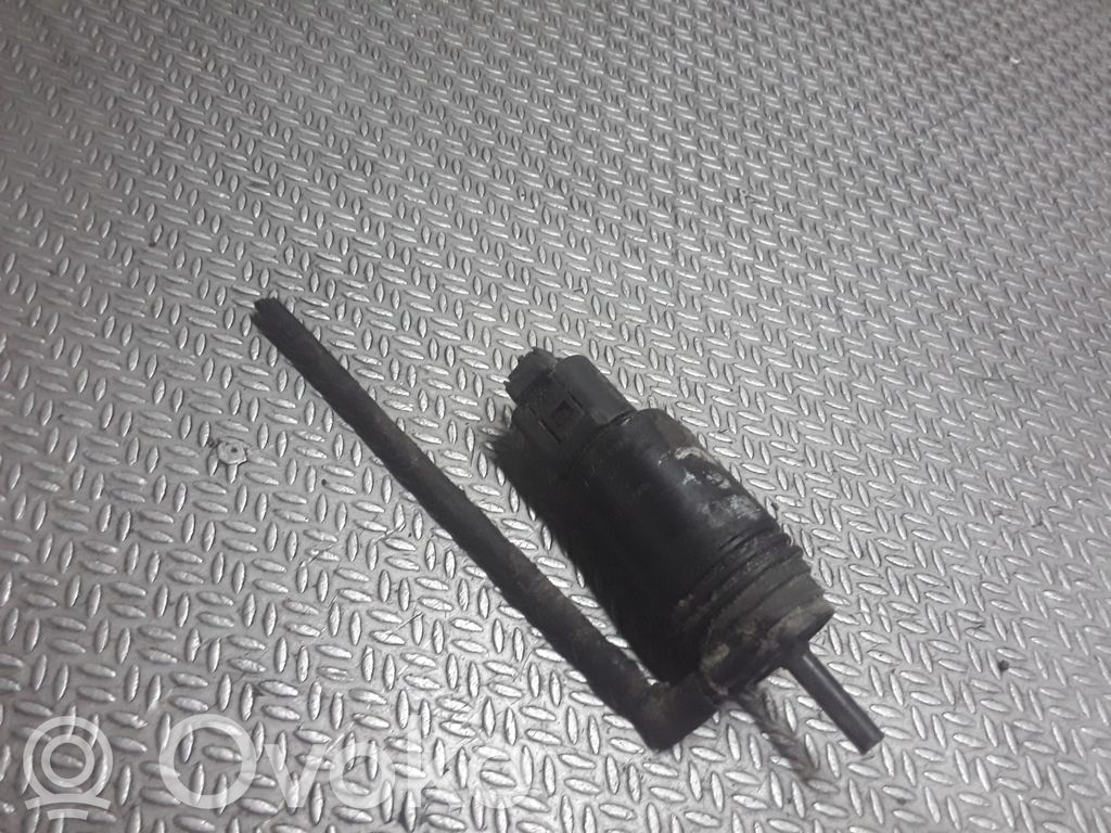 Pumpe Scheibenwaschanlage   67128377612
