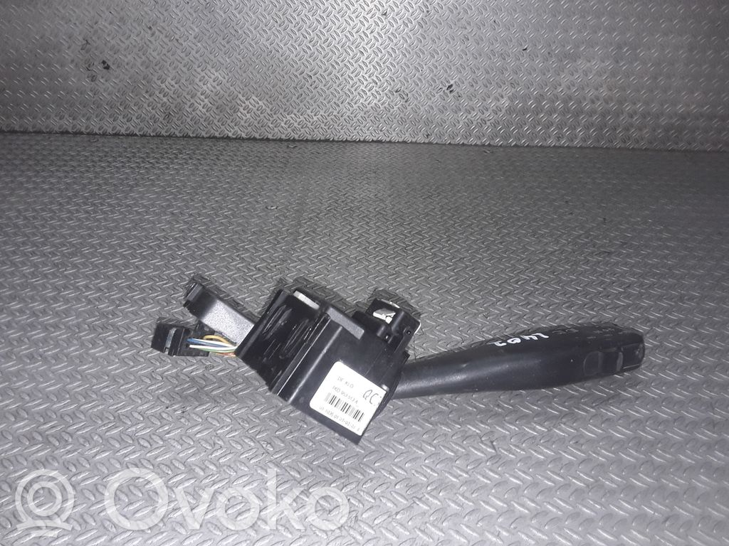 Volkswagen Touran I Leva indicatori