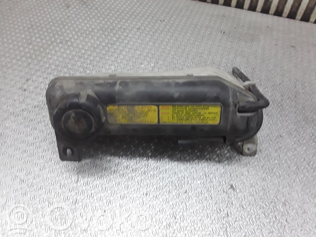 Depósito del refrigerante   2543117000