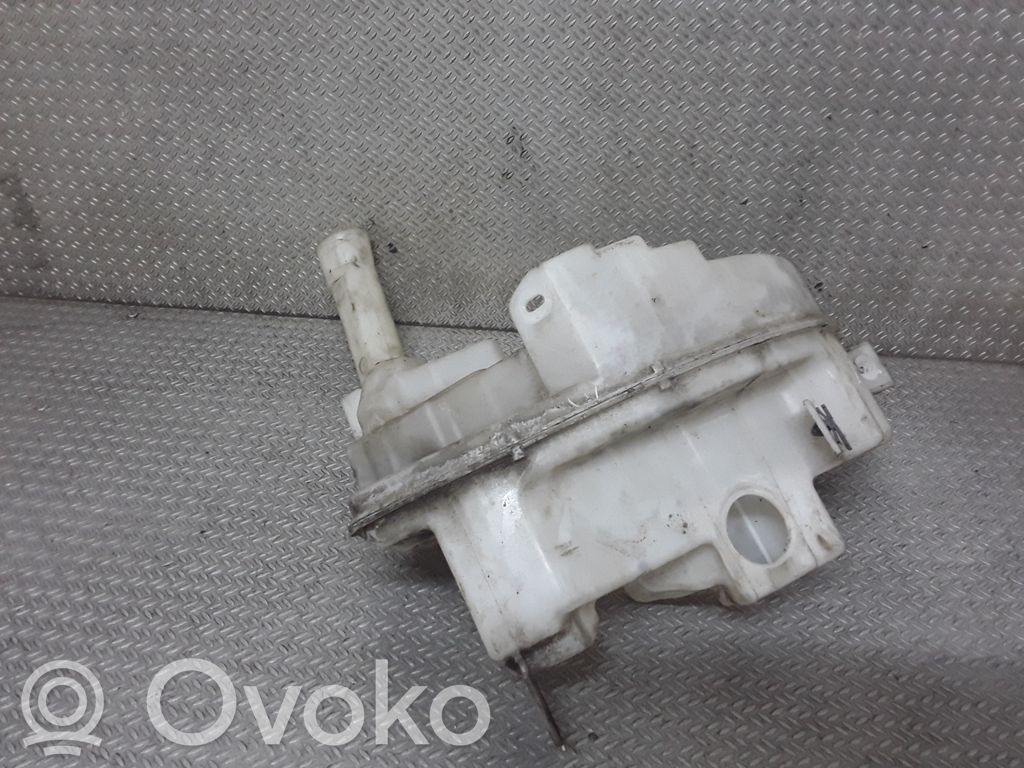 Mazda 5 Logu šķidruma tvertne 