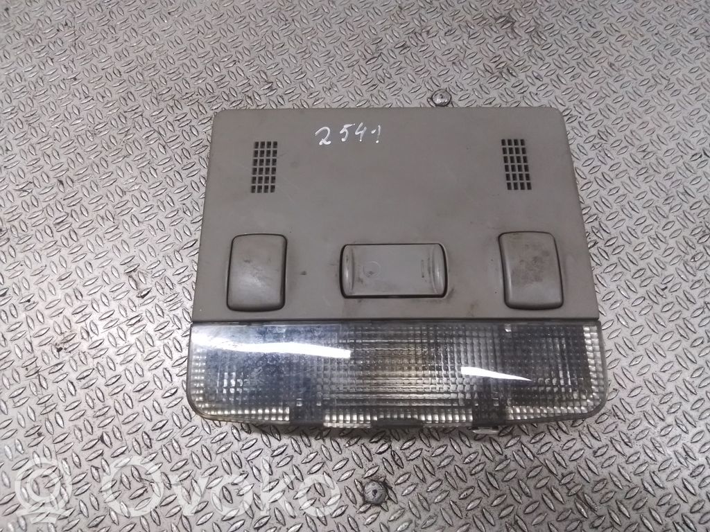 Audi A2 Priekinių vietų apšvietimo žibintas 