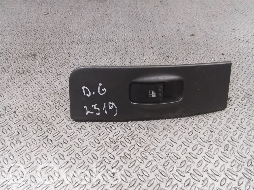 Hyundai Matrix Electric window control switch 