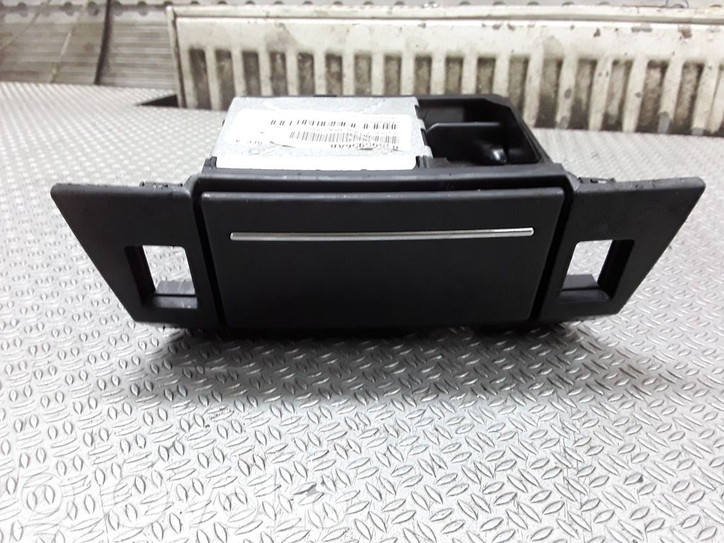 Chrysler 300 - 300C Car ashtray 