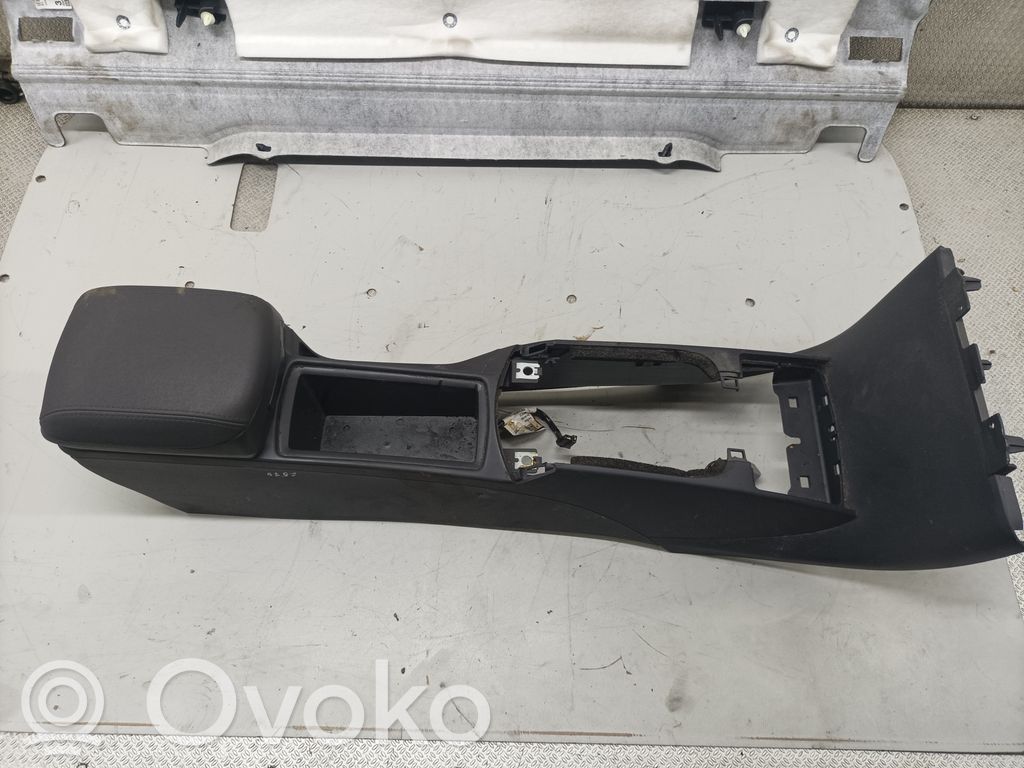 Volvo S40 Käsinoja 