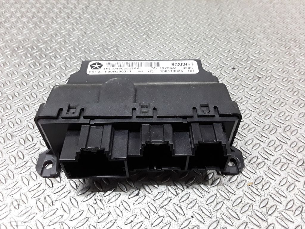 Chrysler Sebring (ST-22 - JR) Sliding door control unit/module 