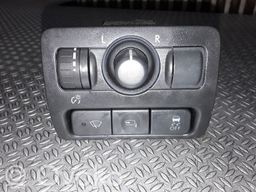 Wing mirror switch   50AJC159A03
