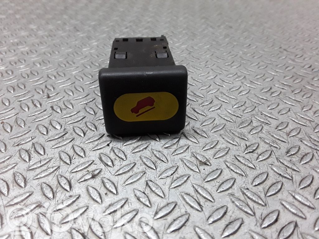 Differential lock switch   03035016