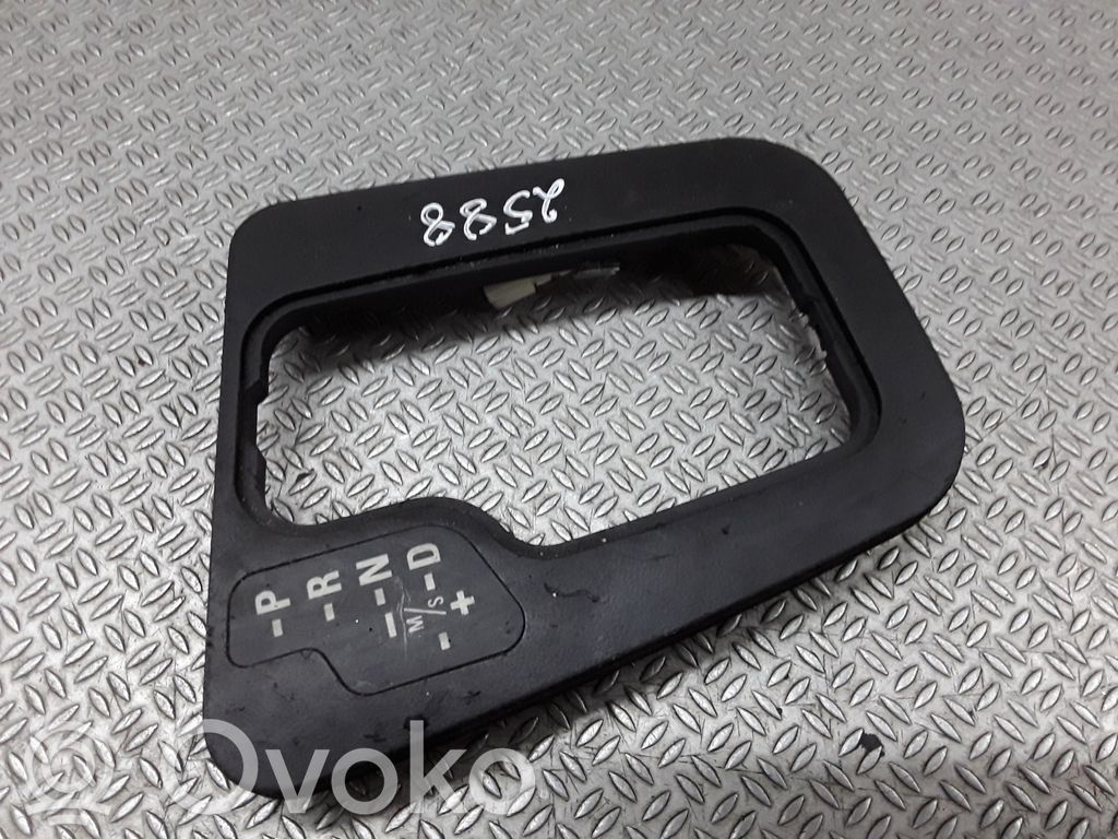 BMW 3 E46 Rivestimento in plastica cornice della leva del cambio 