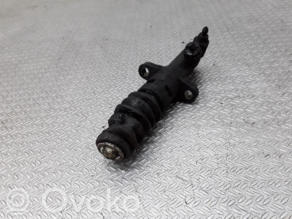 Citroen C4 I Kytkimen apusylinteri 