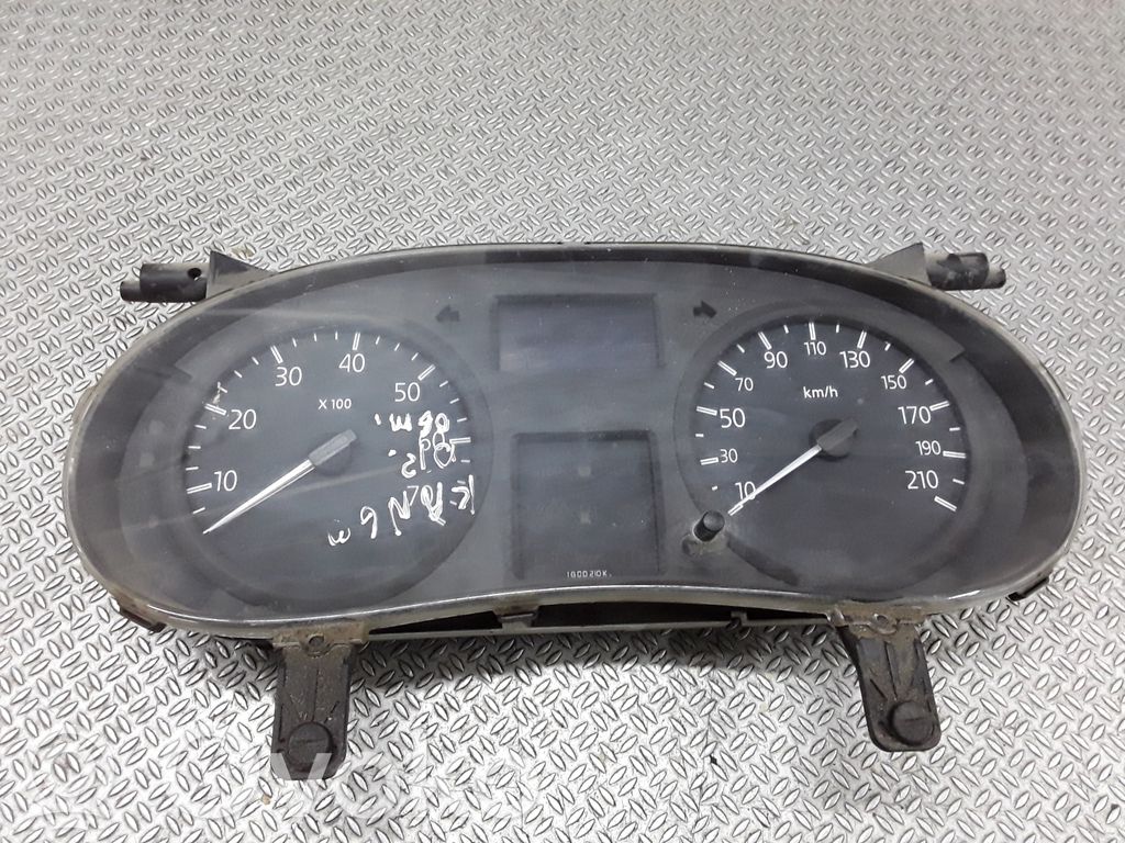 Renault Kangoo I Nopeusmittari (mittaristo) 