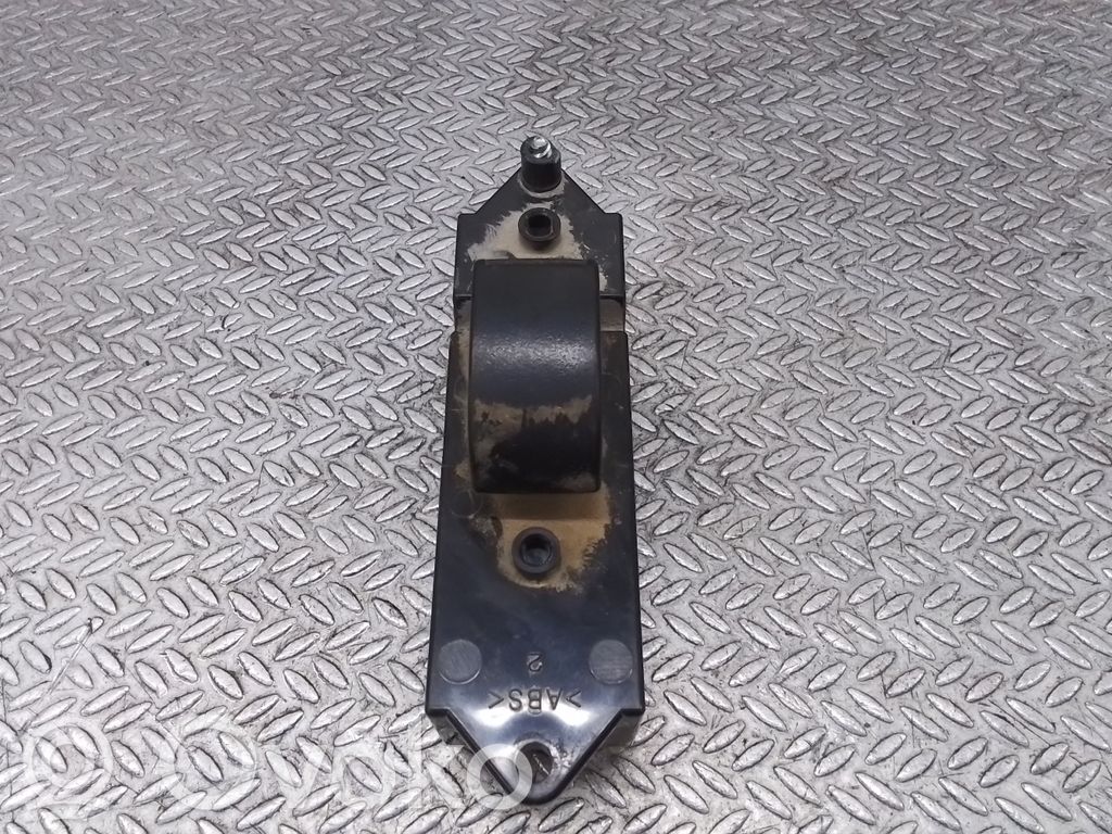 Electric window control switch   MR587956