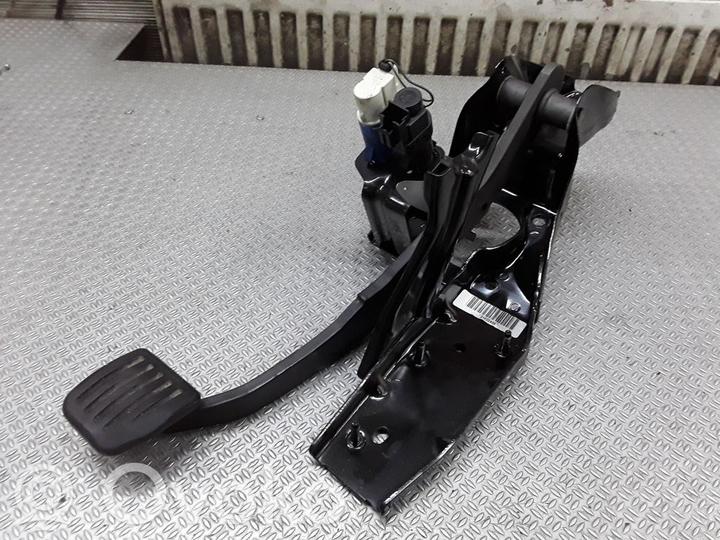 Volvo S80 Jarrupoljin 