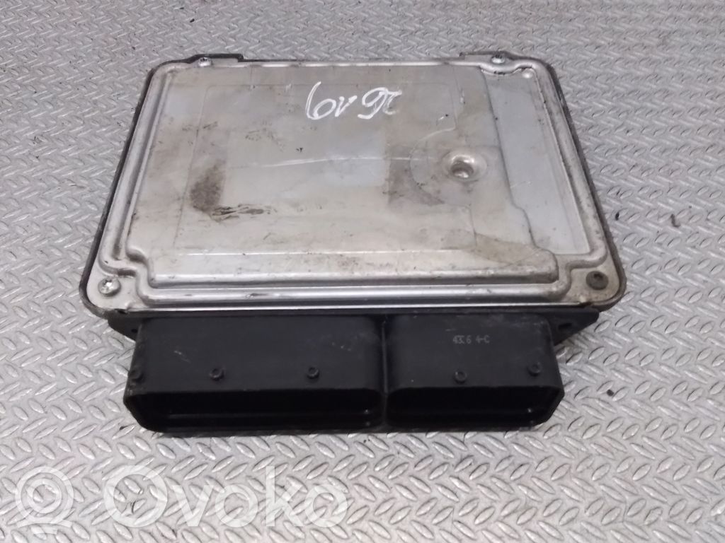 Unidad de control/módulo del motor   03G906021LR
